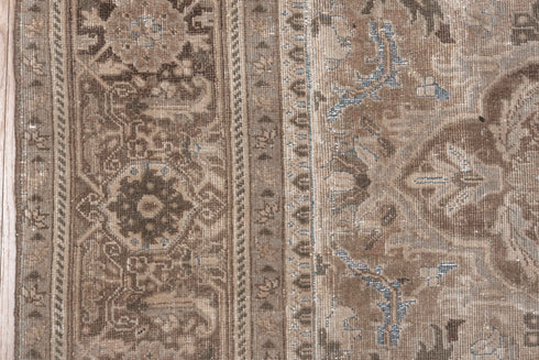 Vintage Heriz Area Rug (7' x 10')